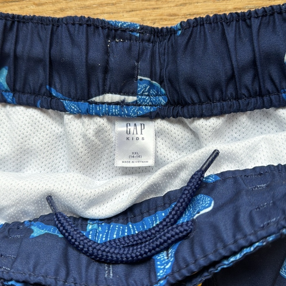 Old Navy Swim Trunks navy sharks size XXL NWT - Picture 3 of 8